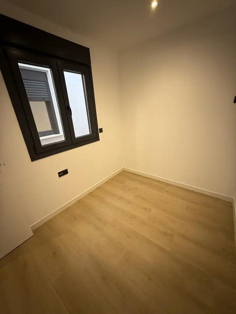 Dormitori de Pis en venda en Elche / Elx amb Aire condicionat i Terrassa