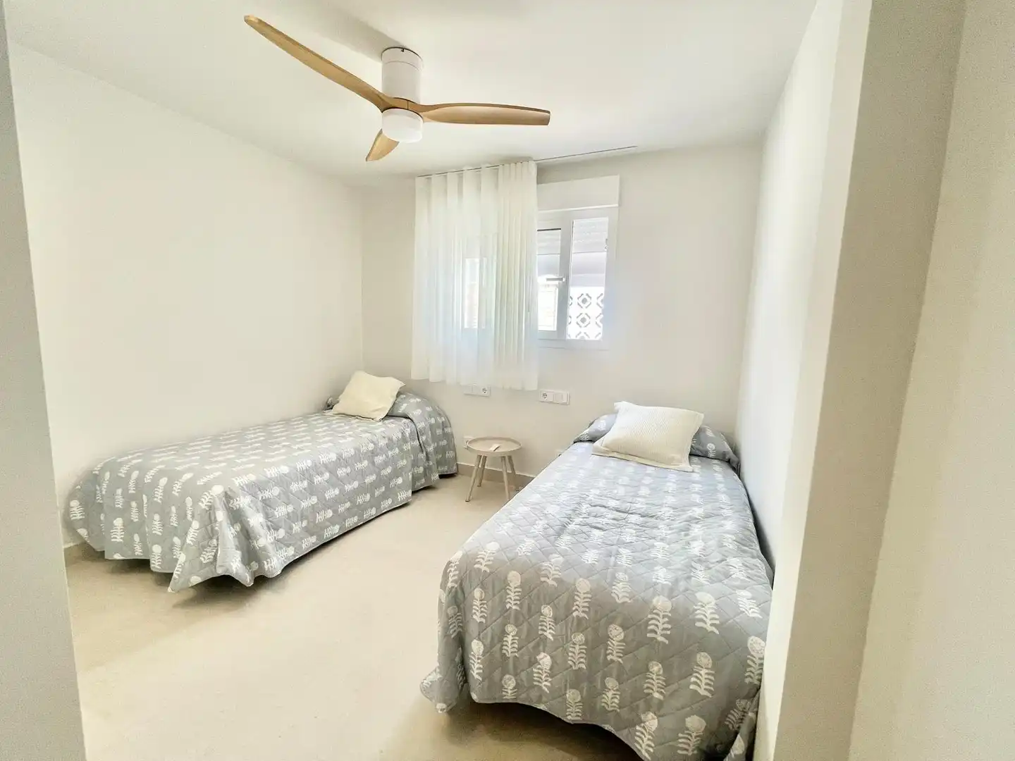 Dormitori de Casa o xalet de lloguer en Orihuela amb Aire condicionat, Calefacció i Parquet