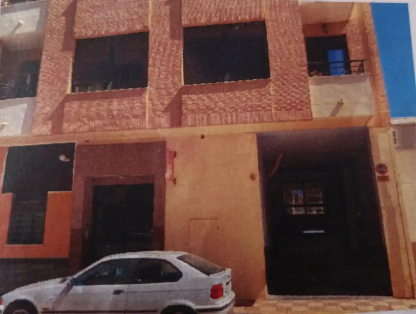 Außenansicht von Garage zum Verkauf in Almussafes, Valencia