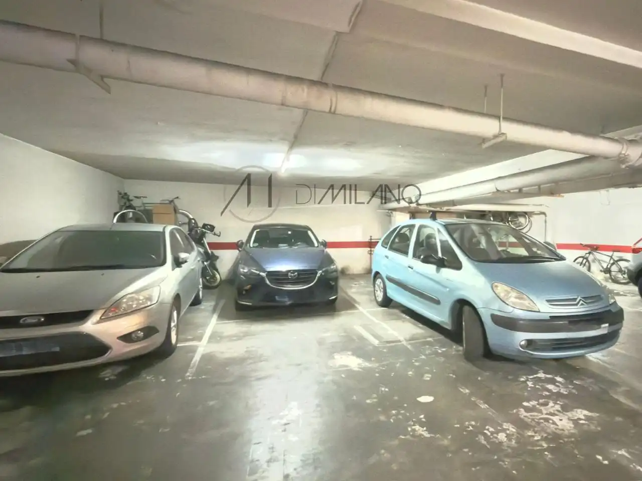 Parking de Apartamento en venta en Vigo  con Calefacción