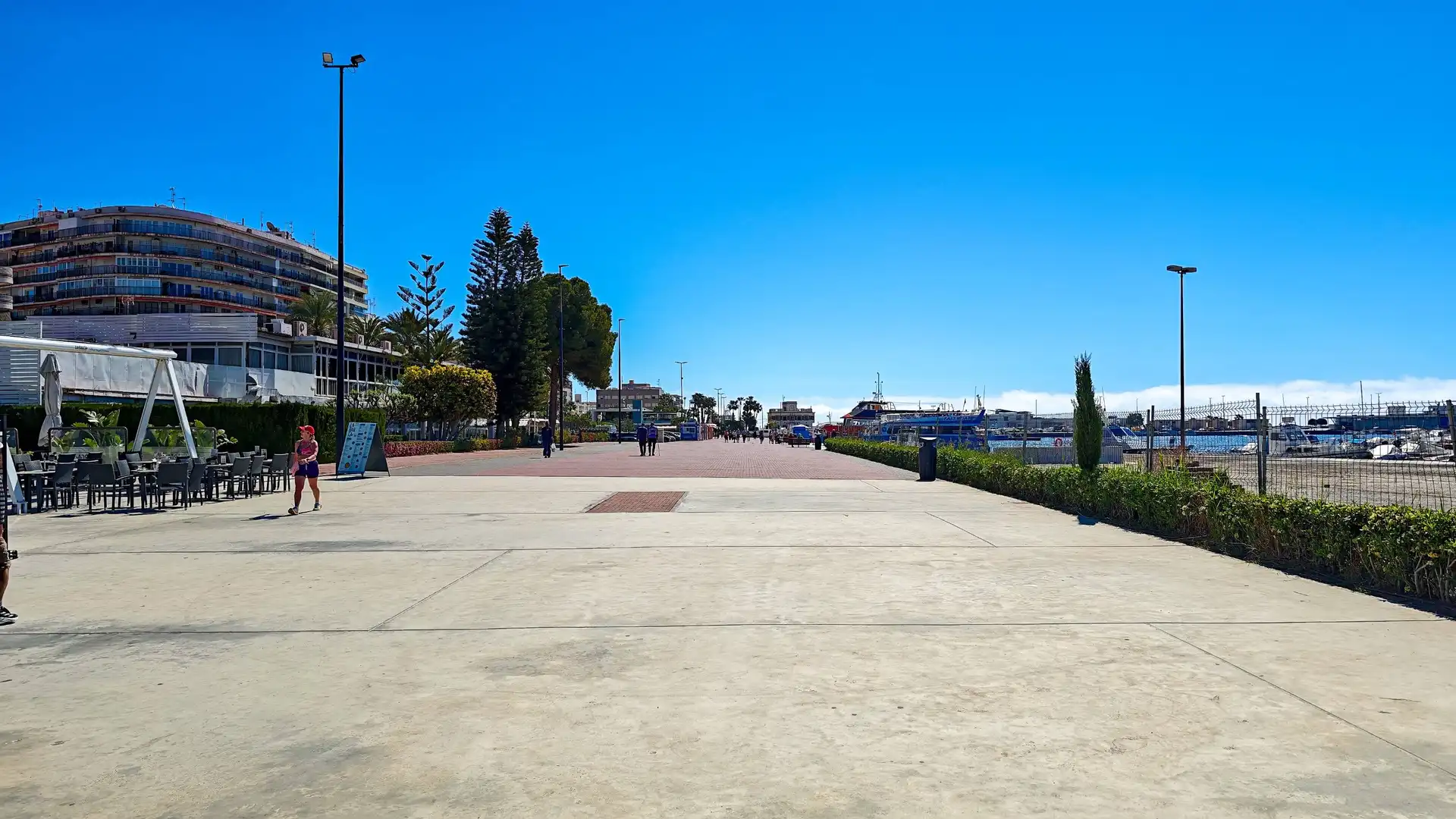 Exterior view of Flat for sale in Santa Pola  with Air Conditioner, Storage room and Furnished