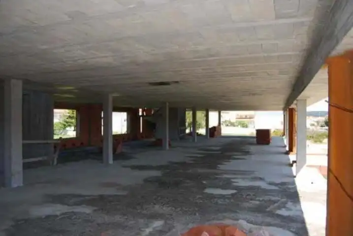 Edificio en venta en A Capela 