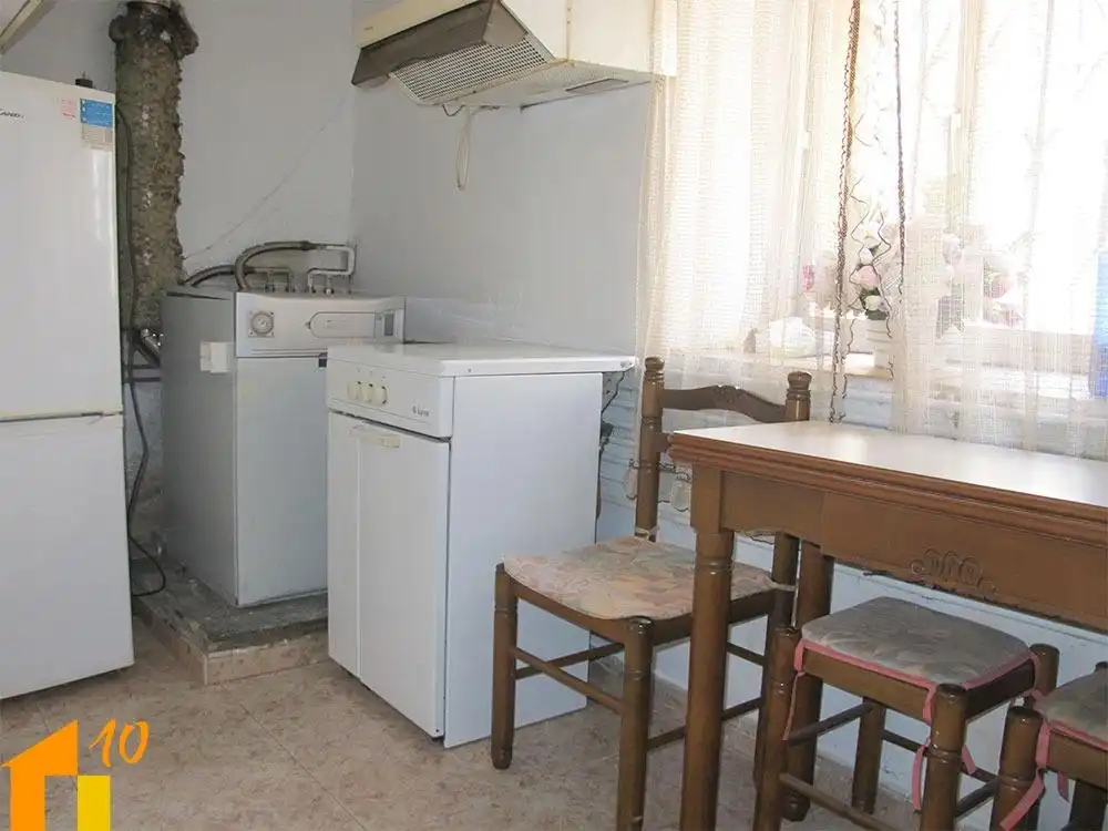 Küche von Haus oder Chalet zum Verkauf in Burgos mit Heizung und Möbliert