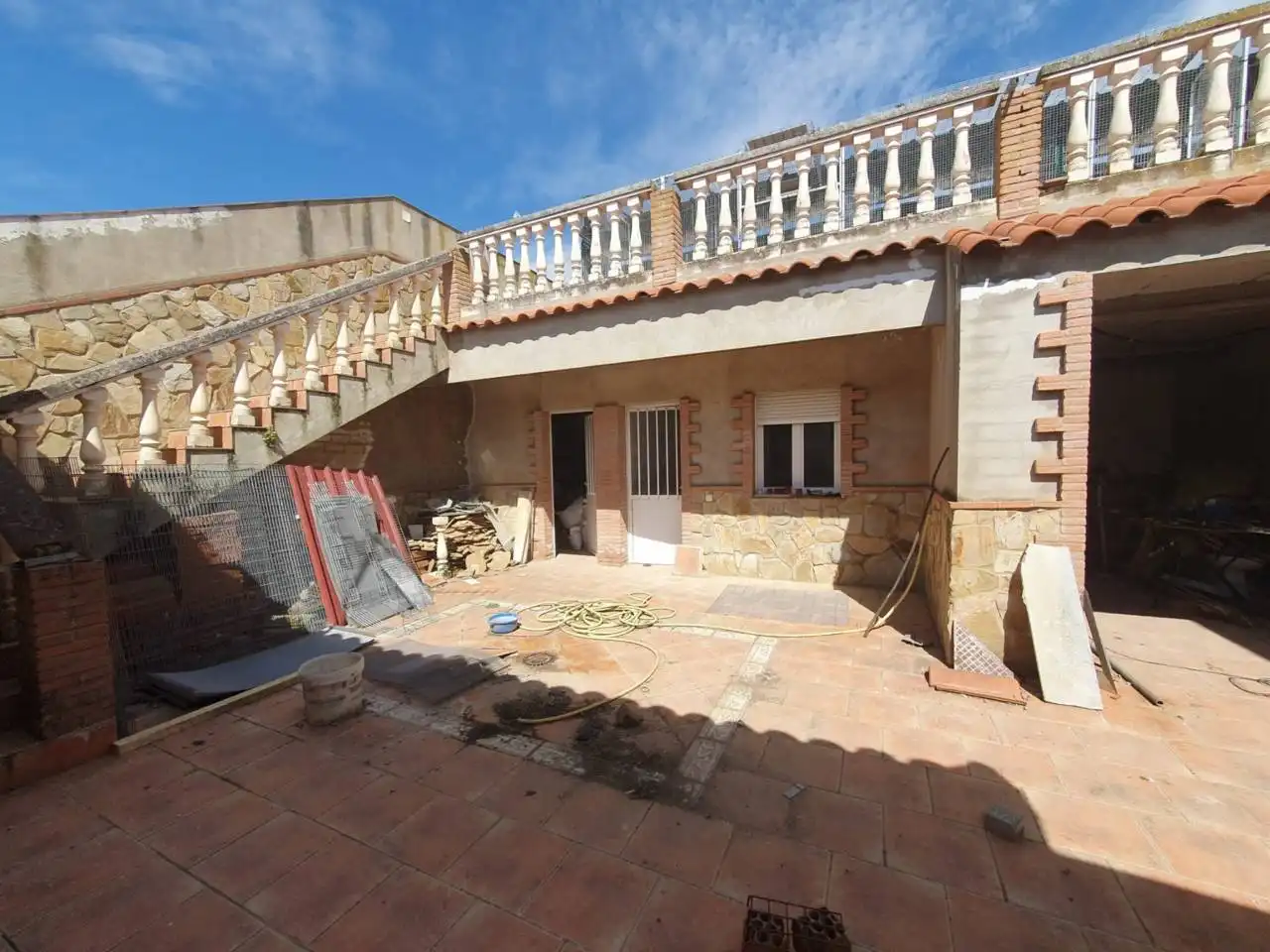 Exterior view of Houses for sale in Badajoz