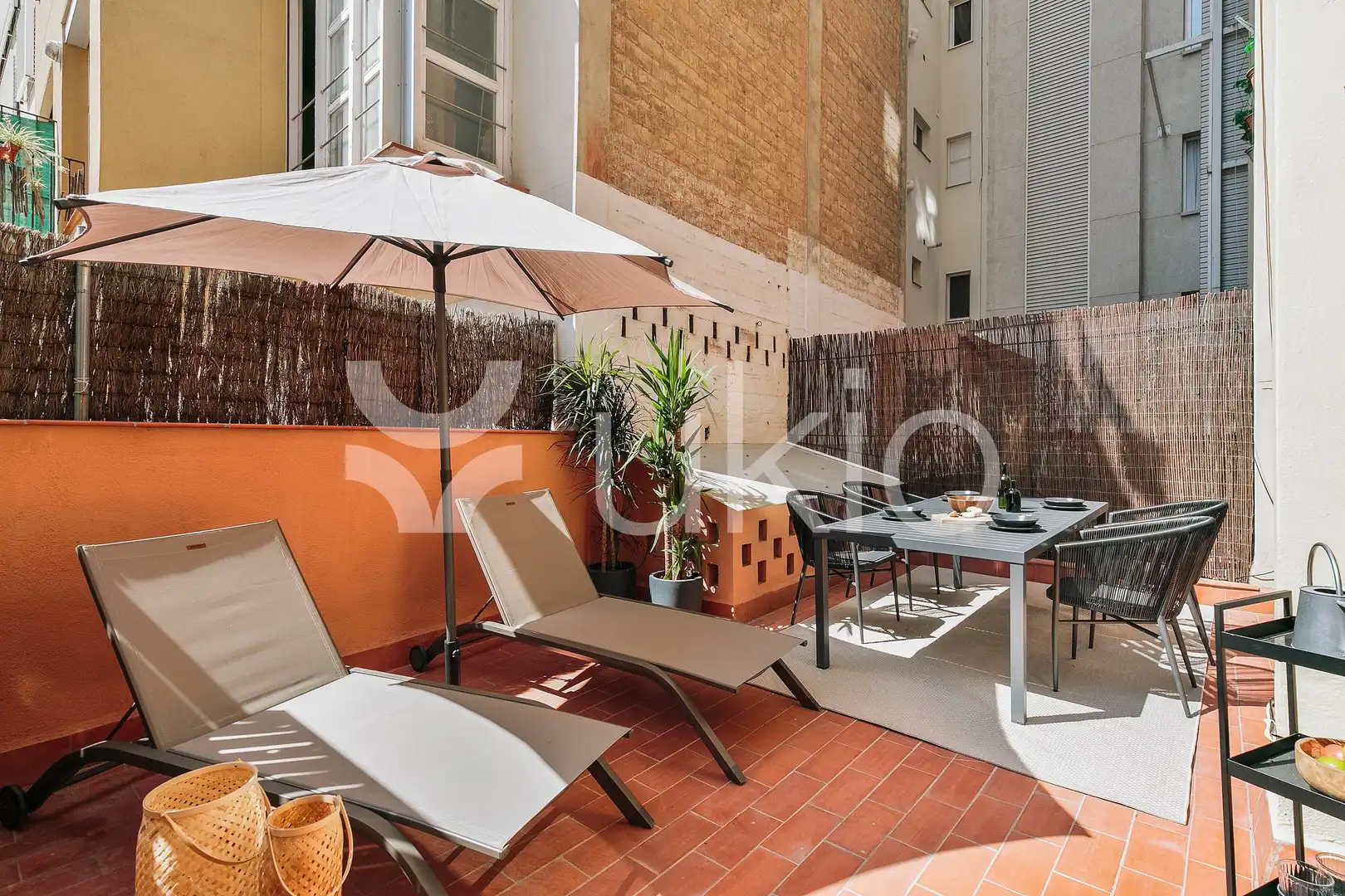 Apartamento con ascensor en alquiler en Carrer de Viladomat