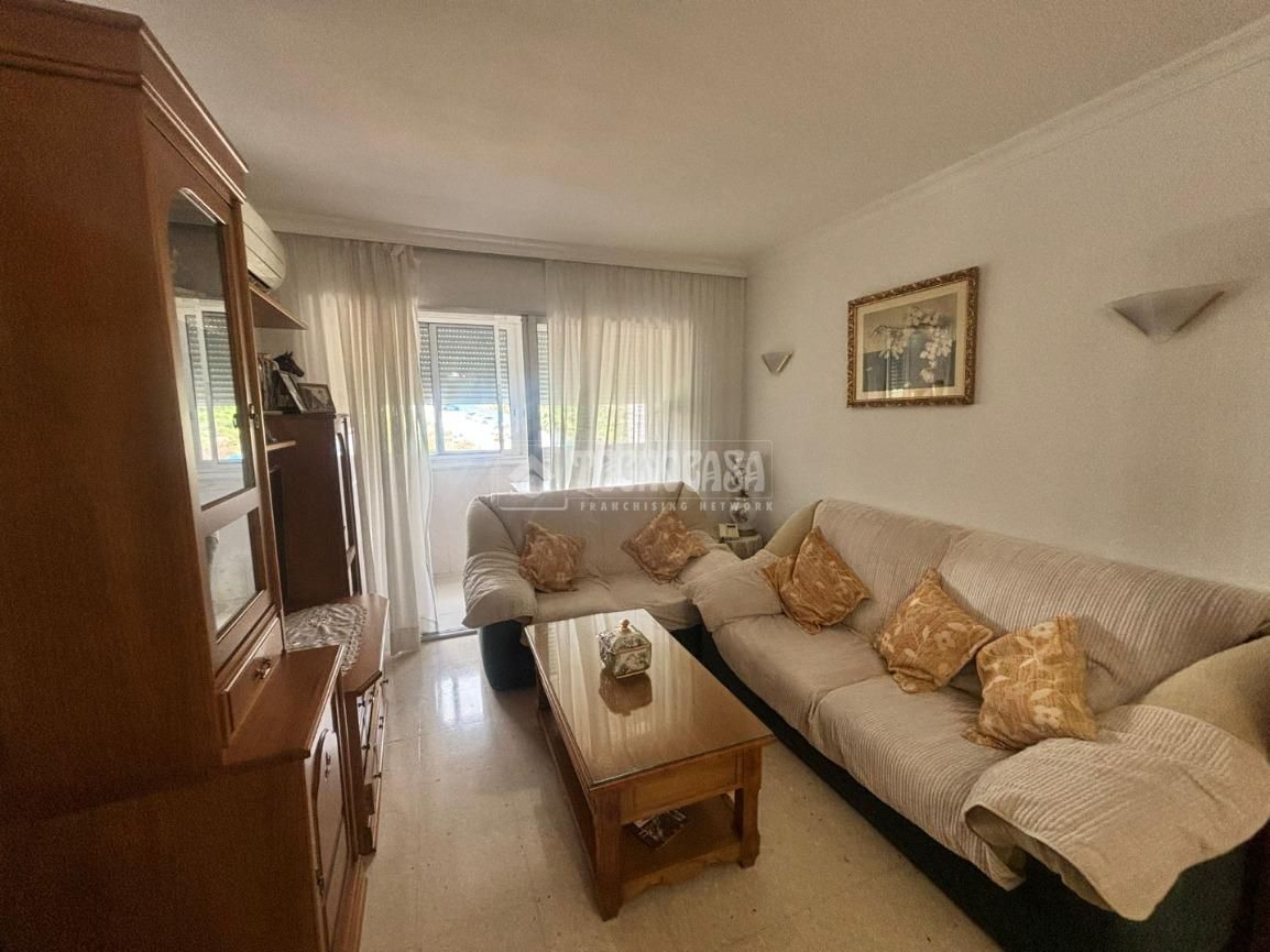 Living room of Flat for sale in Marbella  with Terrace