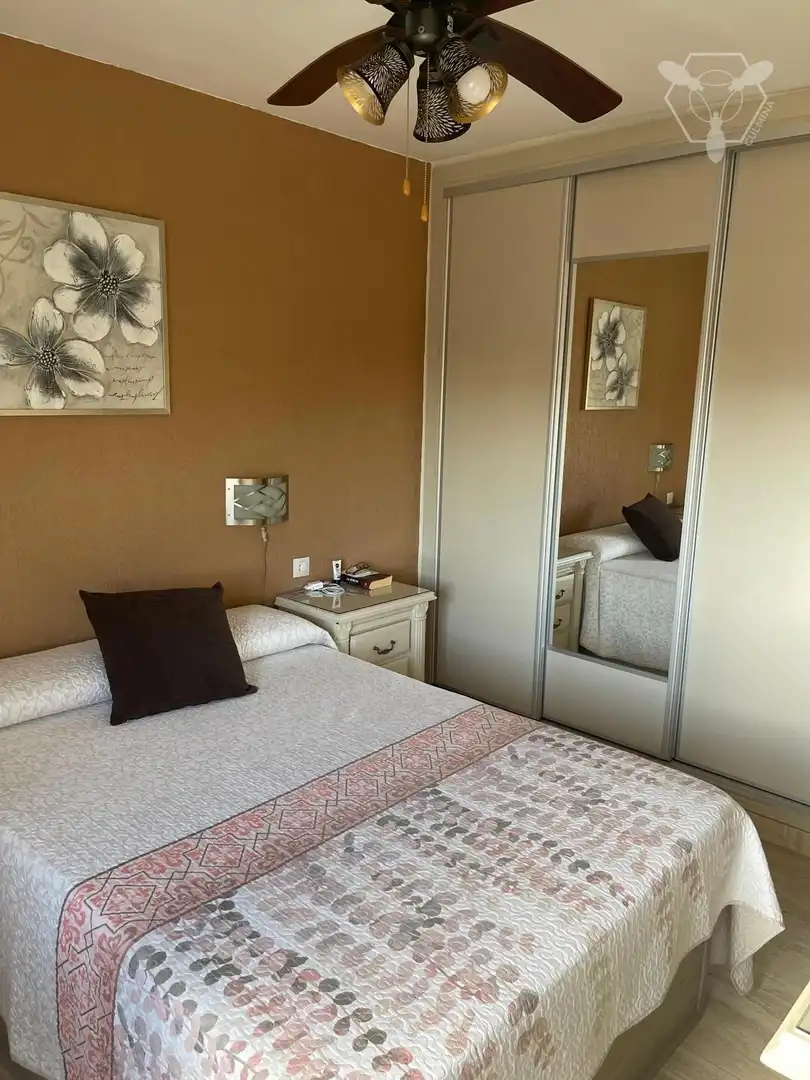 Dormitori de Pis en venda en Huelva amb Aire condicionat, Terrassa i Moblat