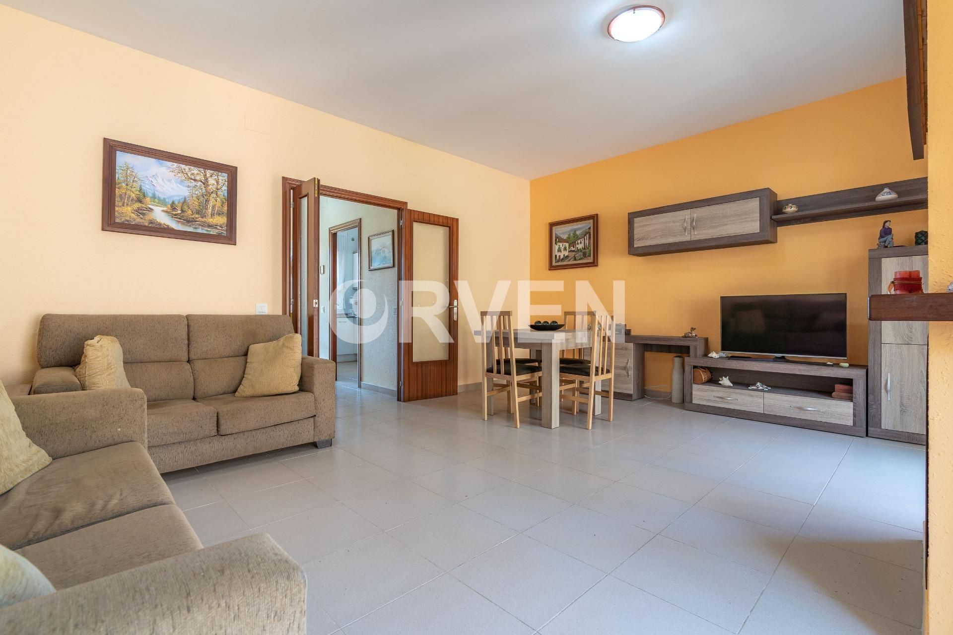 Living room of Single-family semi-detached for sale in Torredembarra  with Private garden, Terrace and Balcony