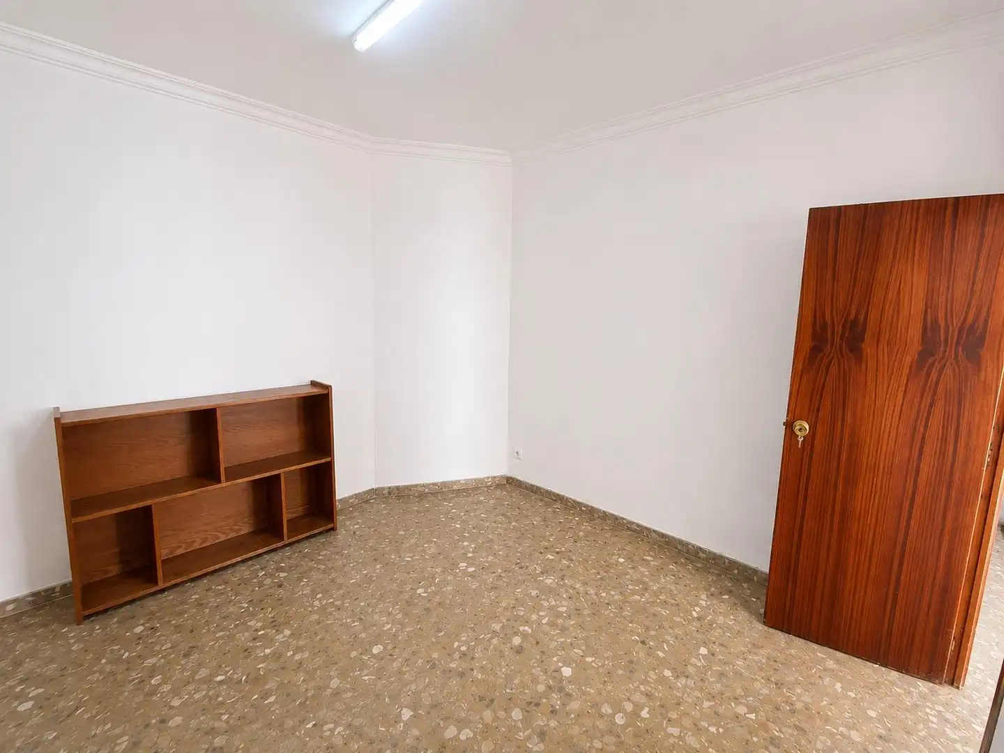 Gewerbefläche zum Verkauf in Calle ESPELETE, imagen 5