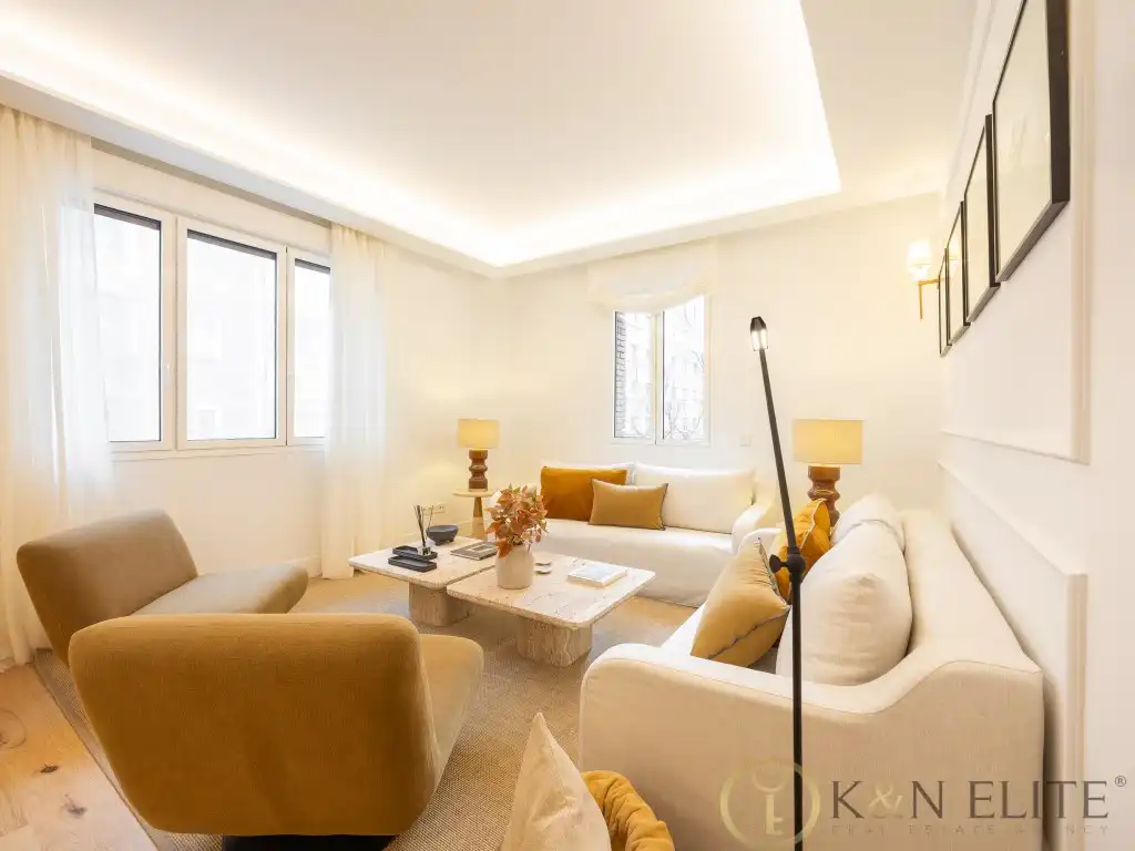 Flat with terrace for sale in Calle Castello, imagen 7