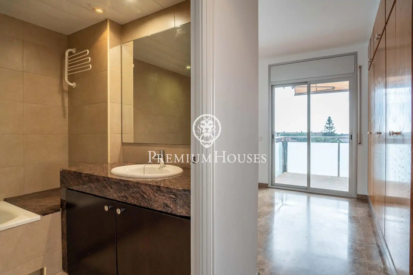 Bathroom of Attic for sale in Gavà  with Heating, Terrace and Storage room