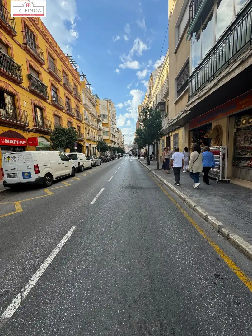Vista exterior de Local de lloguer en Málaga