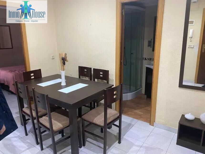 Menjador de Pis en venda en  Albacete Capital amb Calefacció i Balcó