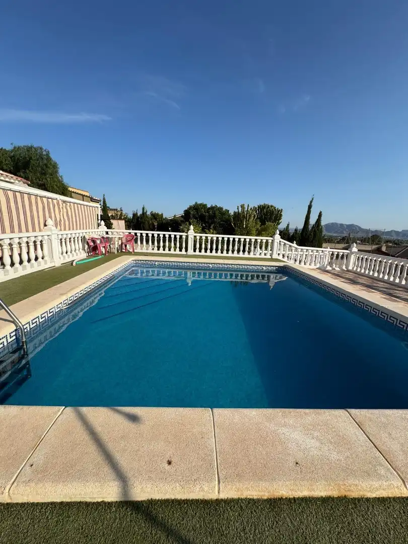 Maison avec piscine à vendre à Albatera