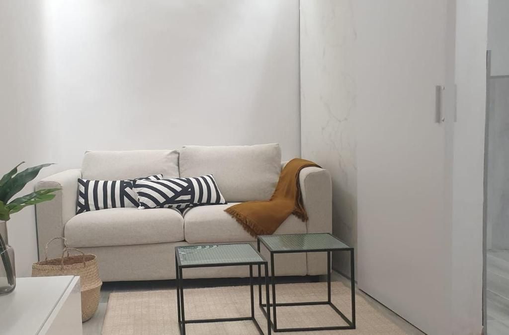 Living room of Planta baja for rent in  Madrid Capital  with Furnished