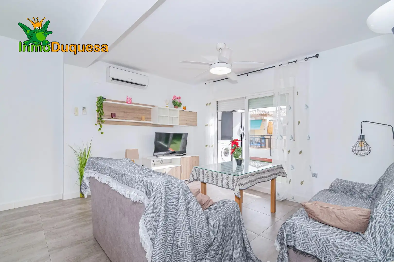 Sala de estar de Piso en venta en Granada con Aire acondicionado, Calefacción y Terraza