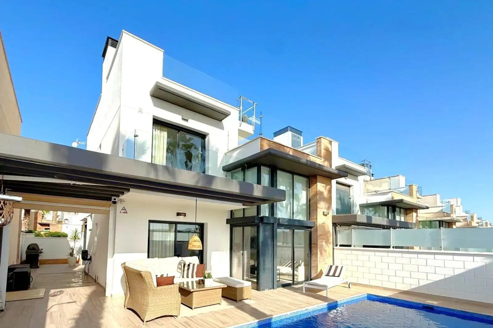Villa mit Terrasse zum Verkauf in Orihuela Costa, imagen 2