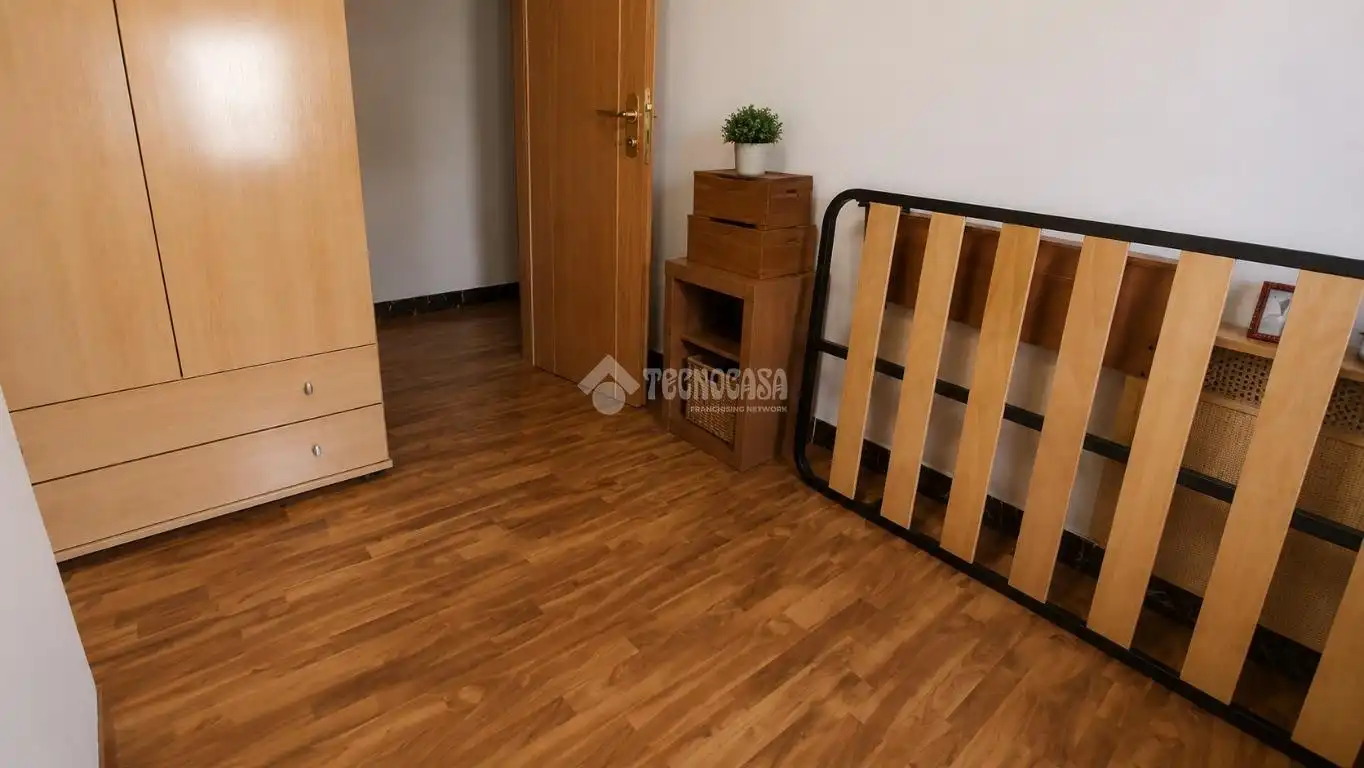 Habitación de Piso en venta en Zaragoza con Calefacción, Parquet y Amueblado