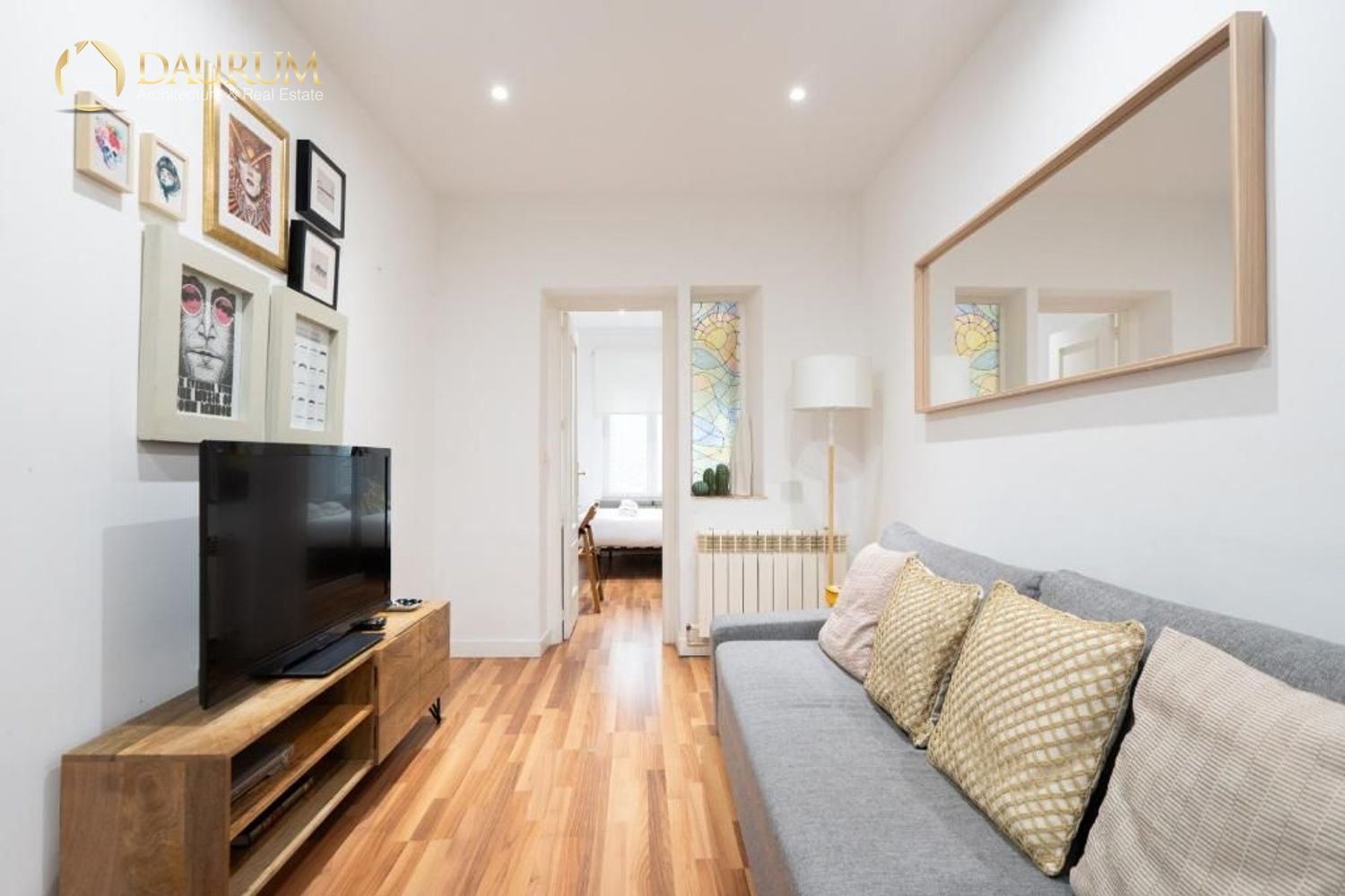 Sala d'estar de Pis en venda en  Madrid Capital amb Calefacció, Terrassa i Moblat