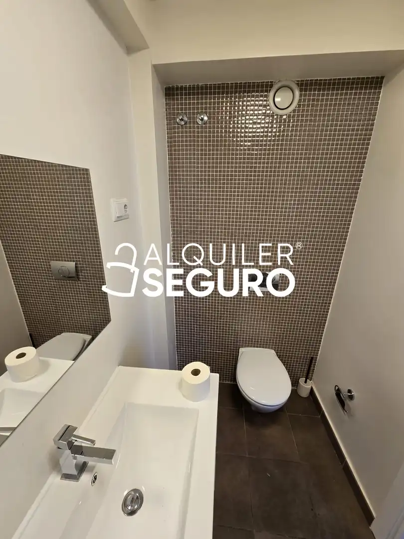 Bathroom of Lofts for rent in Torrejón de Ardoz  with Air Conditioner, Heating and Swimming Pool