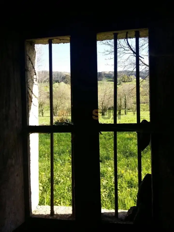 Casa rústica en venda a Villafufre, imagen 8