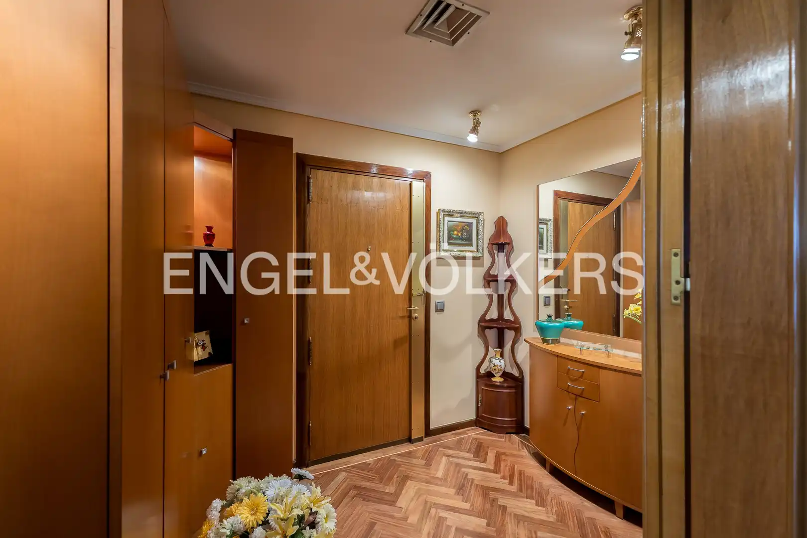Flat for sale in Madrid  with Heating, Storage room and Furnished