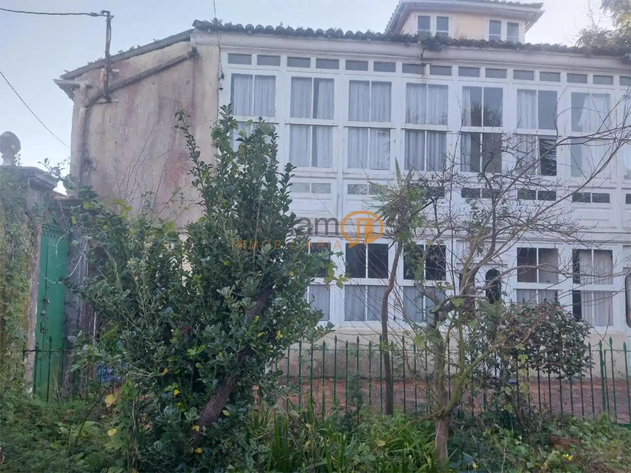 Vista exterior de Casa o chalet en venta en Vilagarcía de Arousa con Calefacción, Jardín privado y Trastero