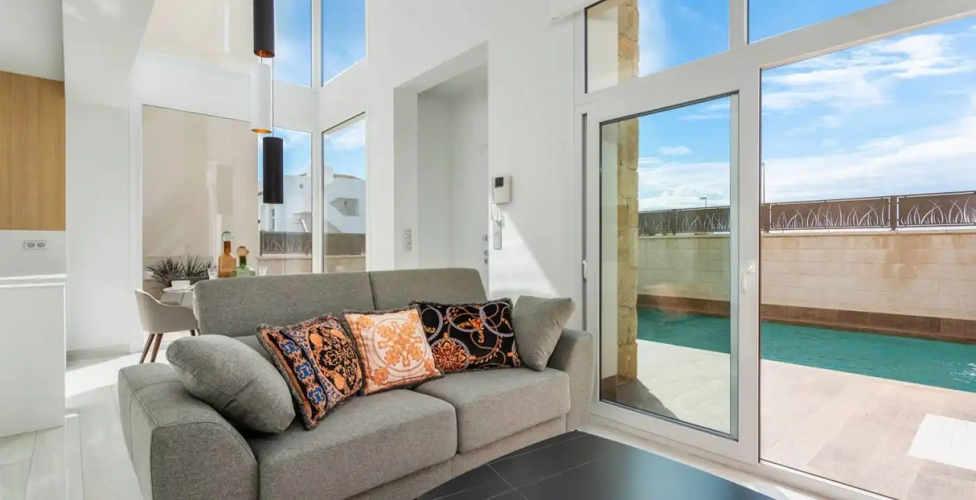 Sala de estar de Casa o chalet en venta en Rojales con Aire acondicionado, Calefacción y Jardín privado