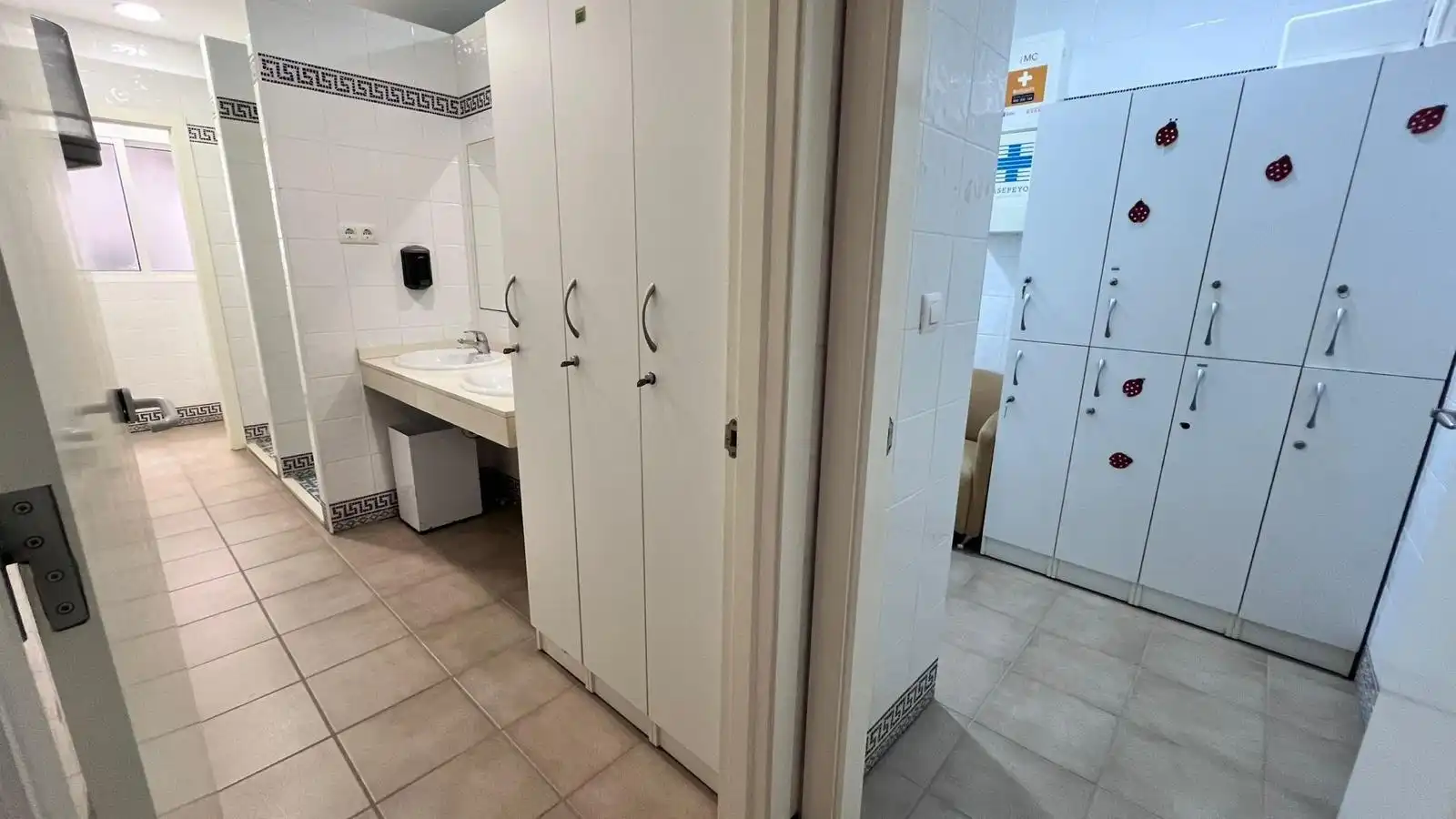 Local comercial en venta en Los Montesinos, imagen 25