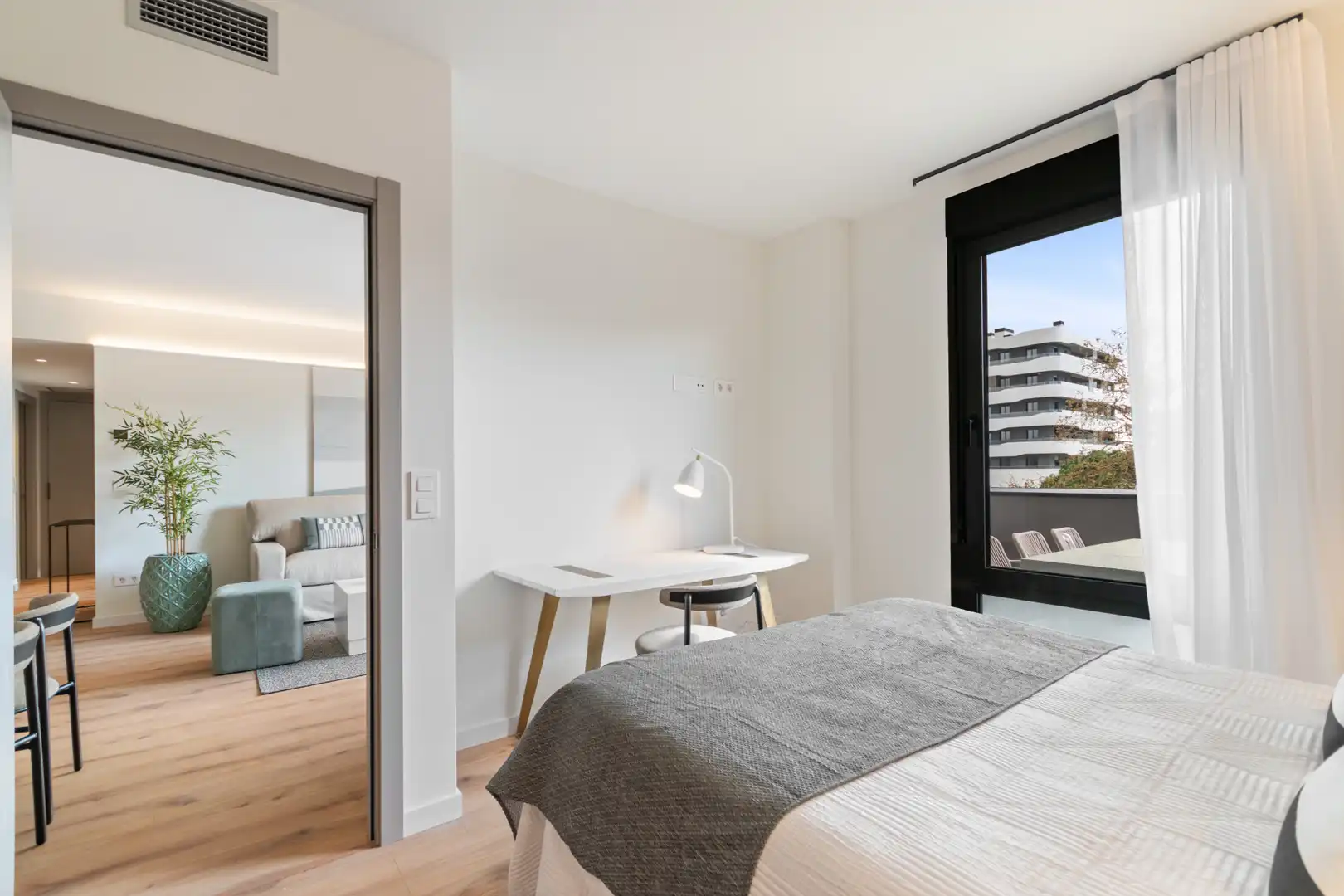 Planta baja en venta en Passeig de Santa Eulàlia, 13, Mas d'En Serra - Els Cards