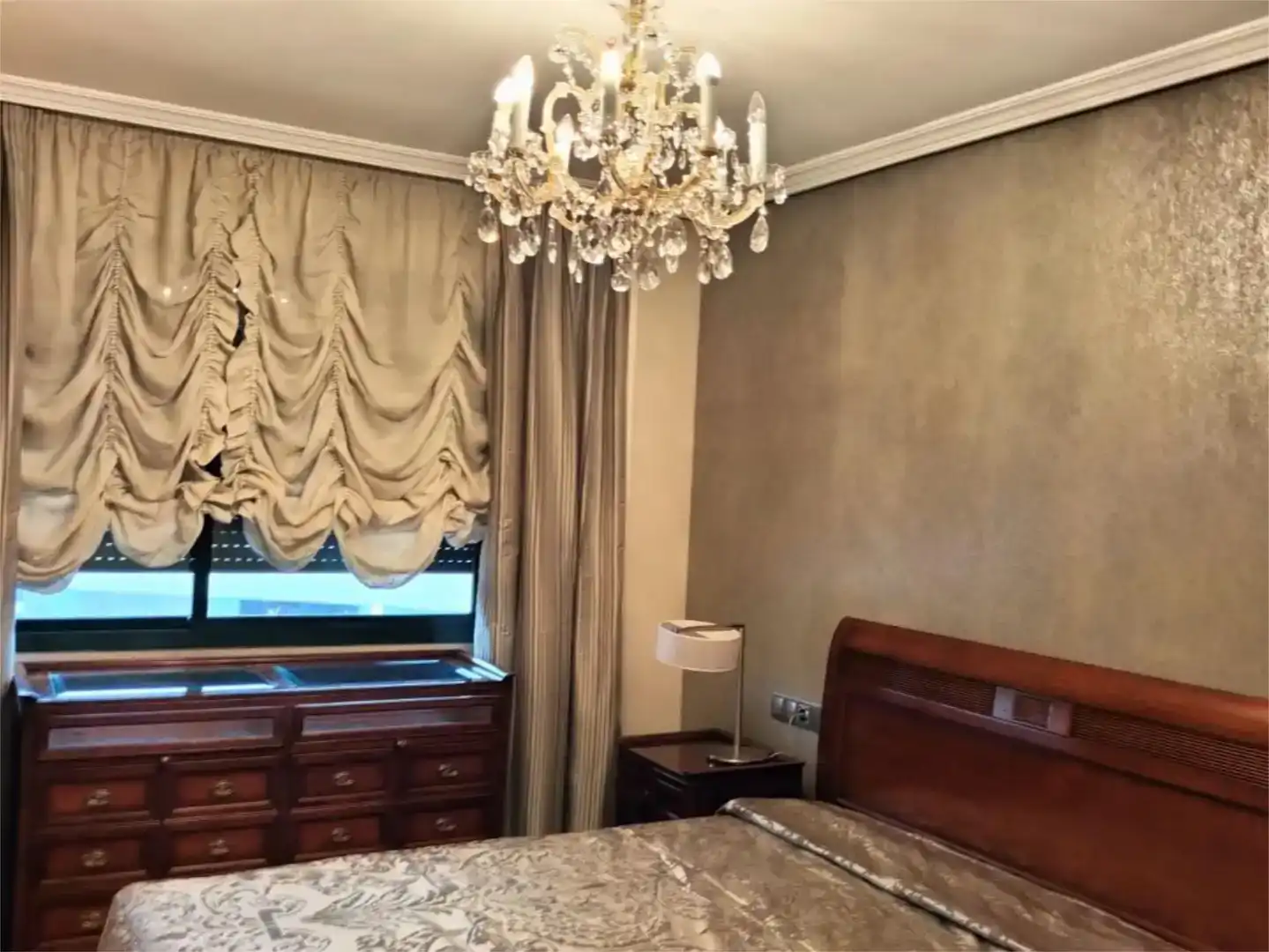 Habitación de Piso de alquiler en  Madrid Capital con Aire acondicionado y Piscina