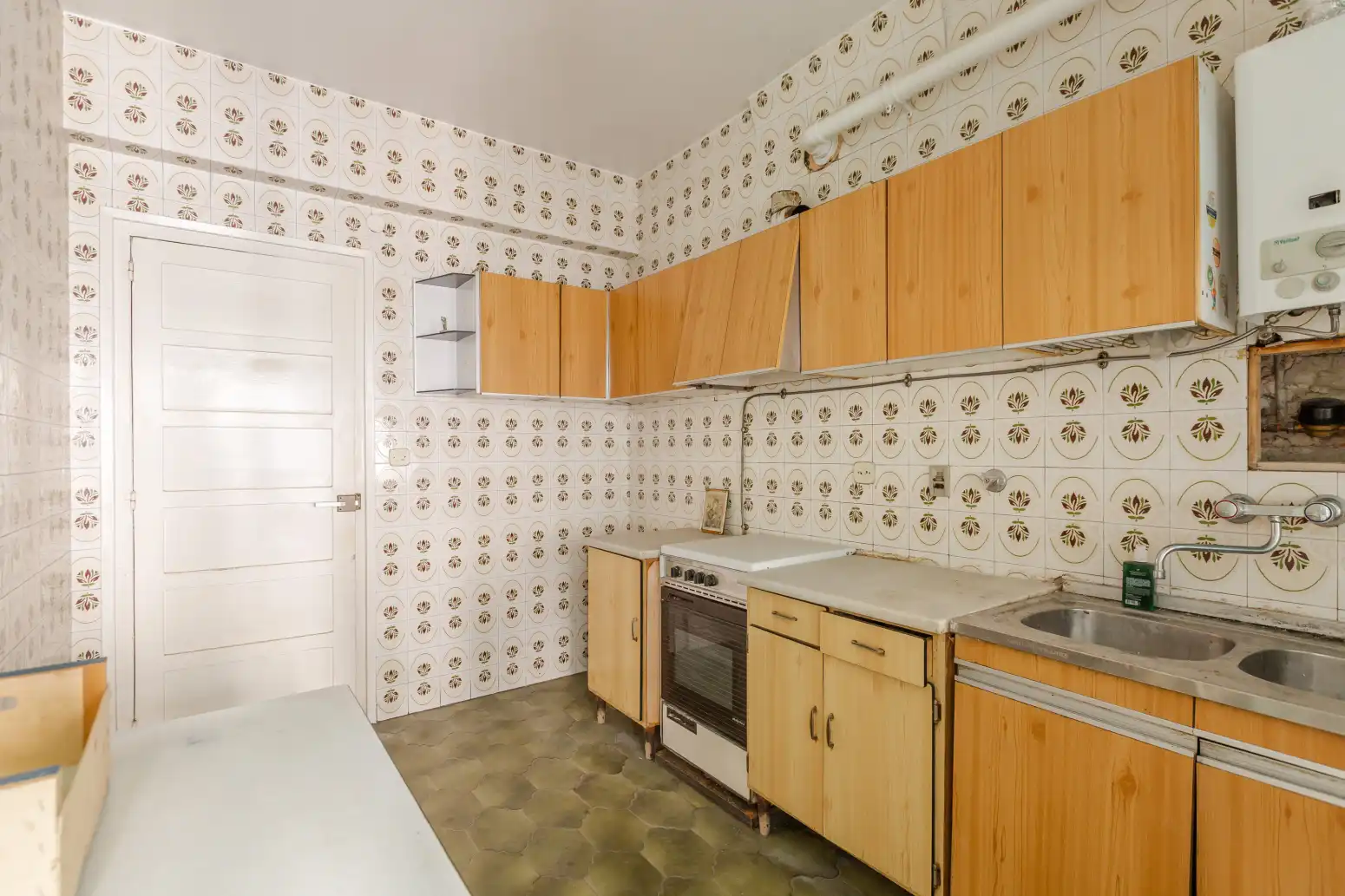 Cocina de Piso en venta en  Pamplona / Iruña con Parquet y Balcón