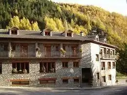 Buildings for sale in Llanars