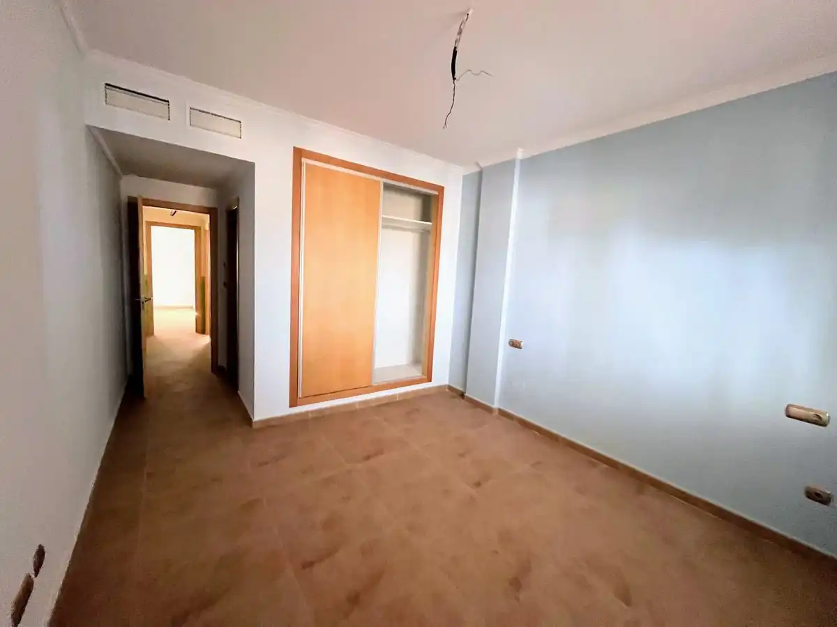 Dormitori de Apartament en venda en Los Alcázares amb Terrassa i Alarma