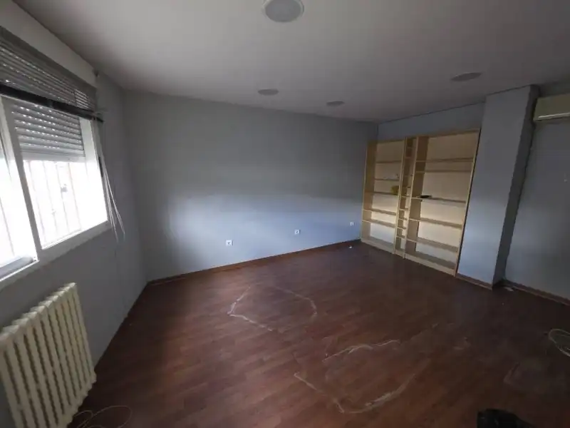 Ground floor for sale in Plasencia  with Air Conditioner, Heating and Private garden