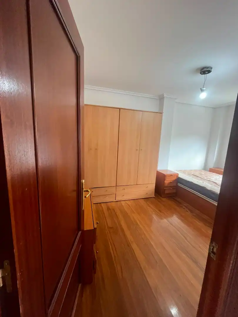 Schlafzimmer von Wohnung zum Verkauf in Voto mit Heizung, Abstellraum und Möbliert