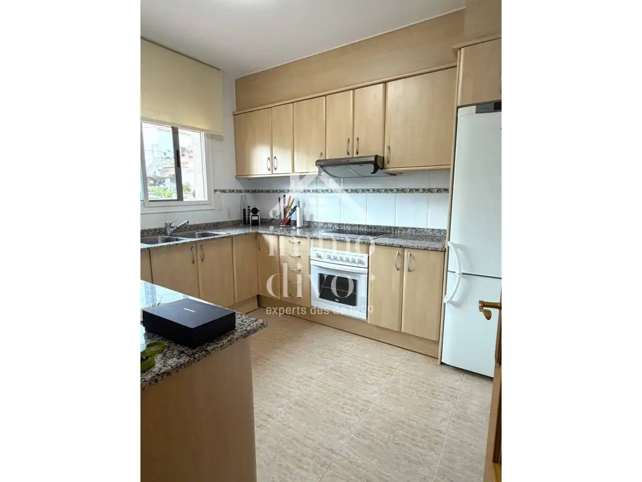 Casa aparellada amb jardí en venda a Calle Barcelona, imagen 13