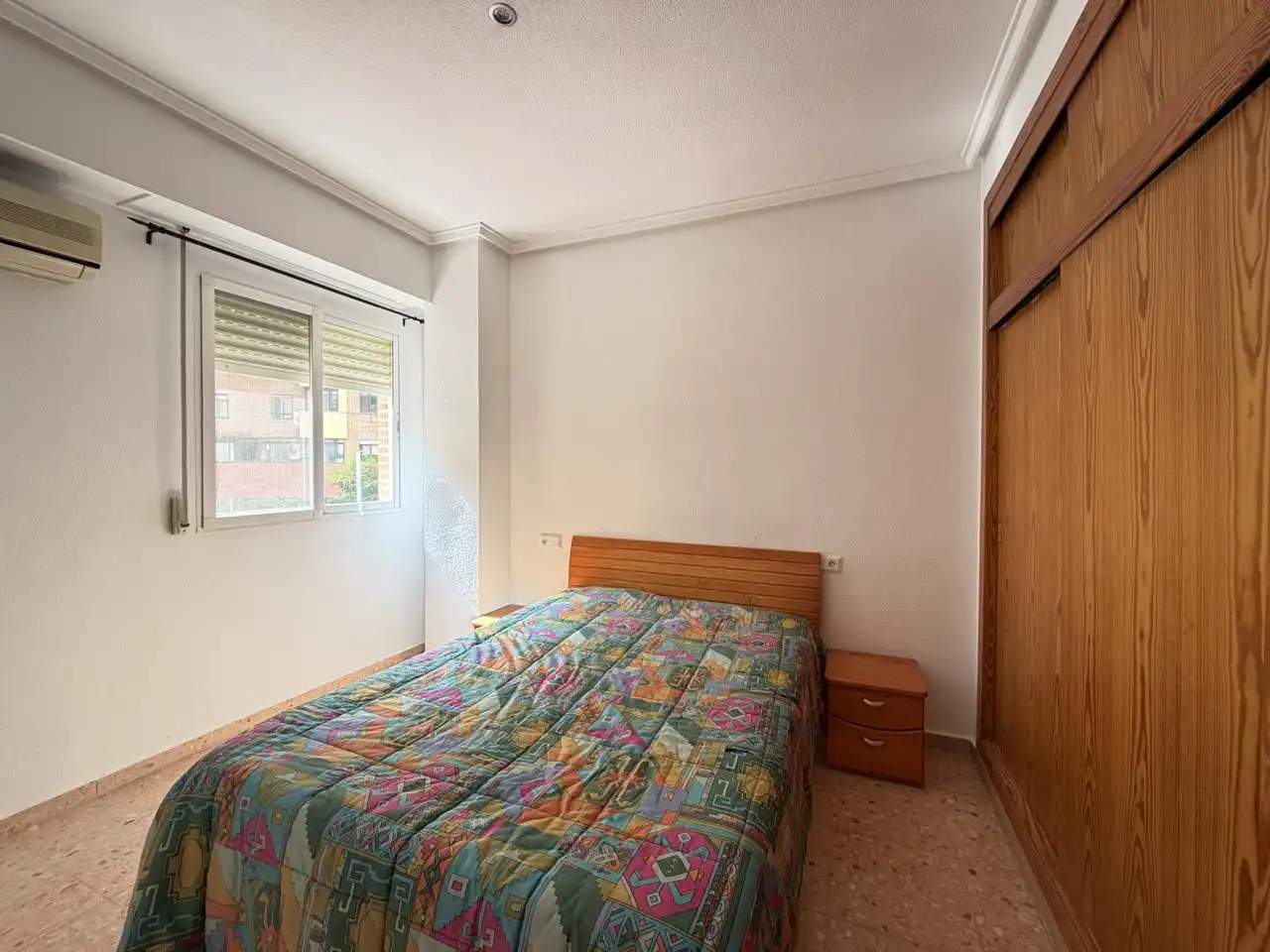 Schlafzimmer von Wohnung zum Verkauf in Alicante / Alacant mit Klimaanlage, Privatgarten und Terrasse