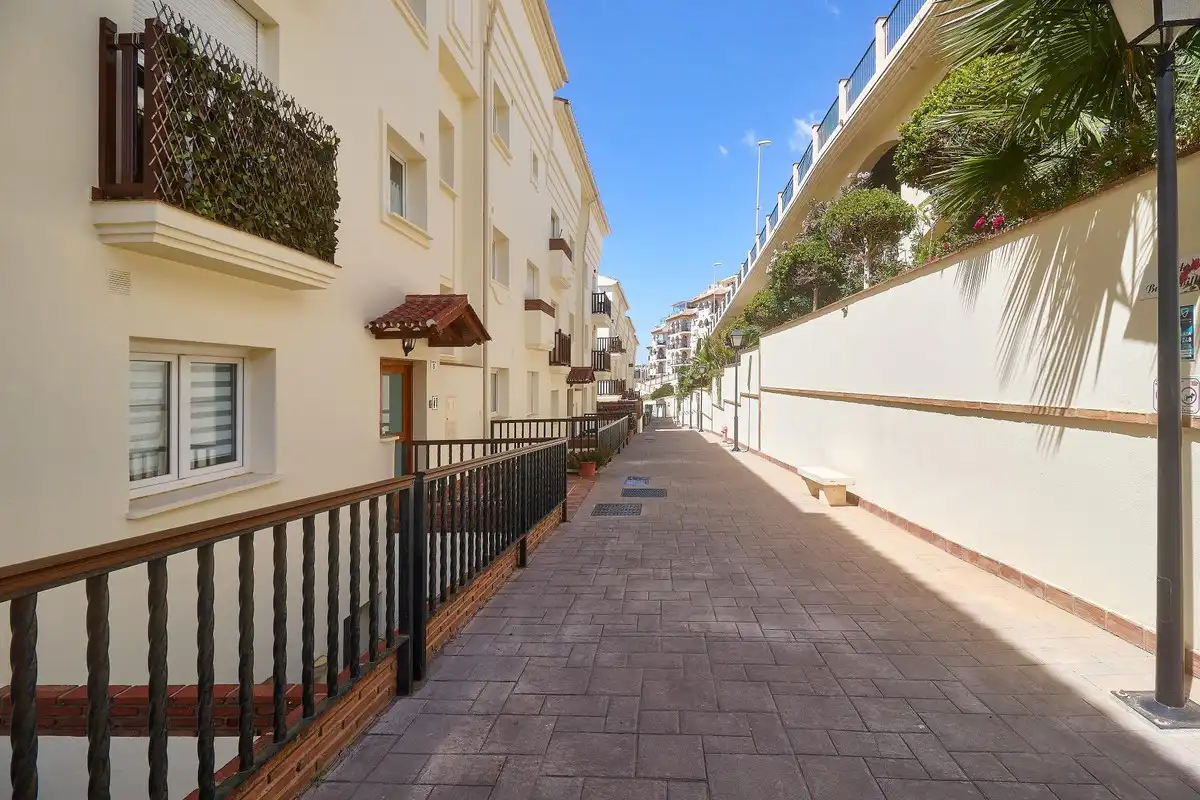 Apartment with pool for sale in del sol, imagen 38