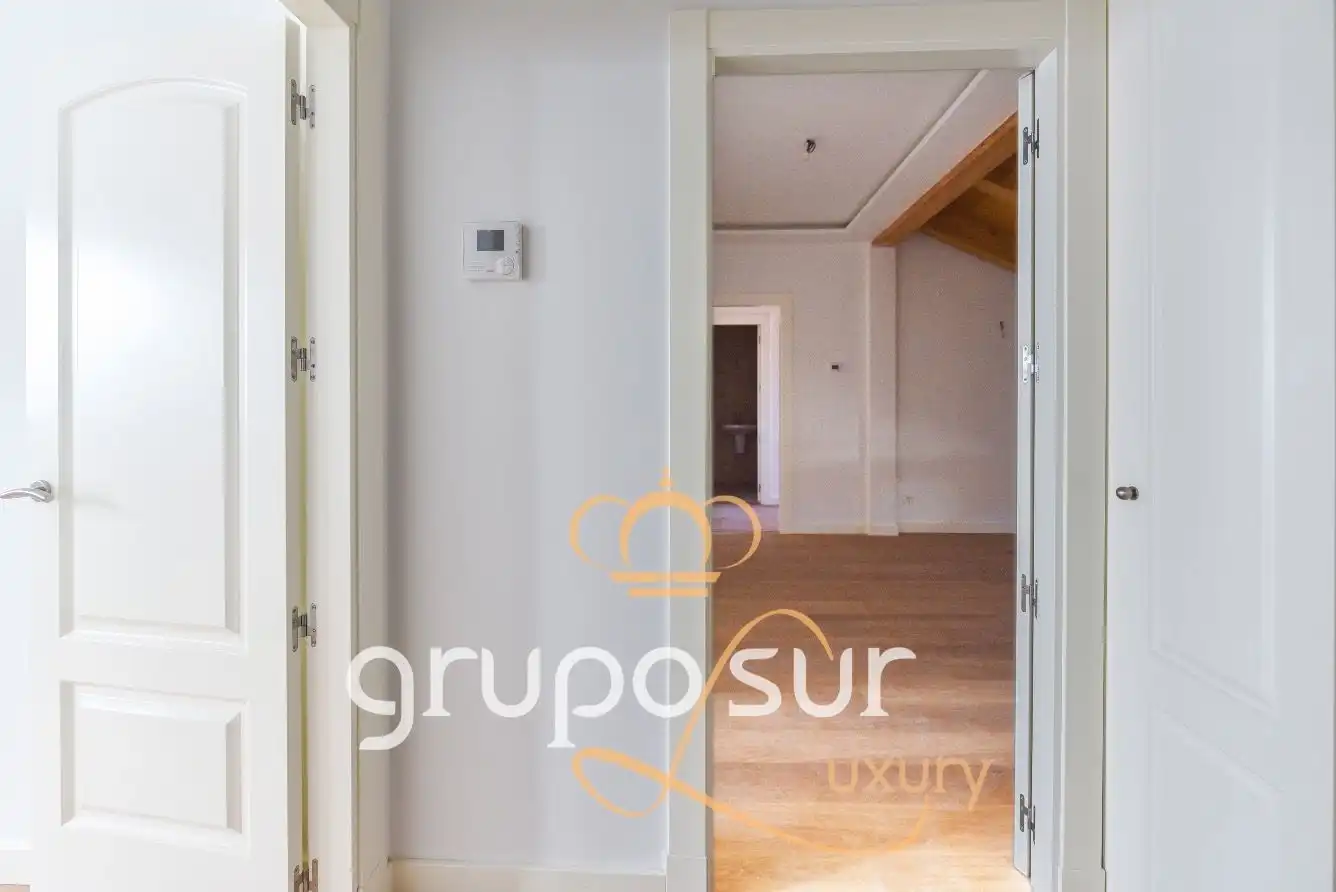 Ático en venta en Valladolid con Calefacción, Parquet y Trastero