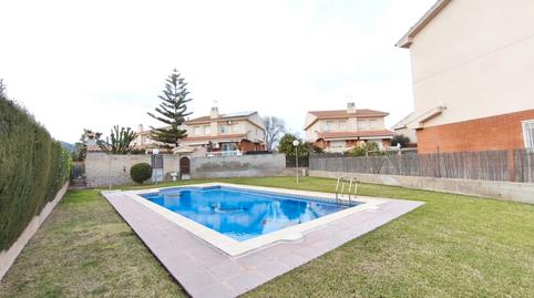 Foto 2 de Casa adosada en venda a Carrer de Les Gardenies, 13a, Platja de Mont-roig, Mont-roig del Camp