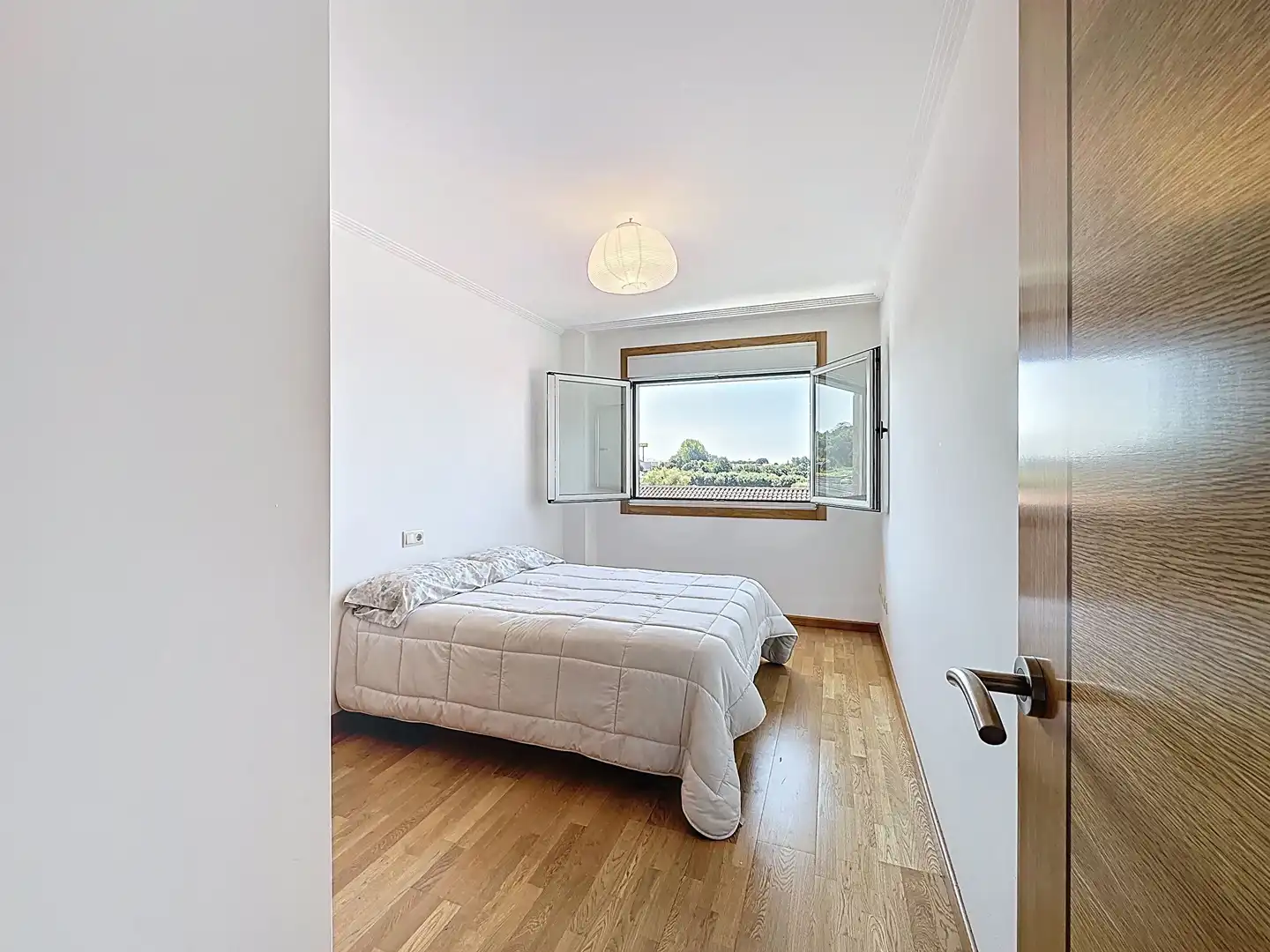 Dormitori de Àtic en venda en Sanxenxo amb Piscina