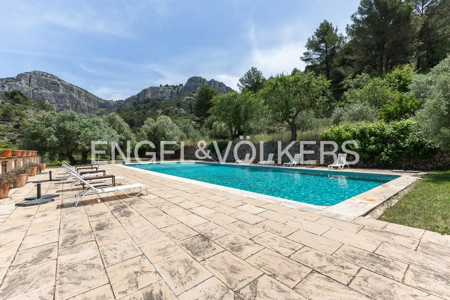 Piscina de Finca rústica en venda en Alcoleja amb Aire condicionat, Calefacció i Jardí privat