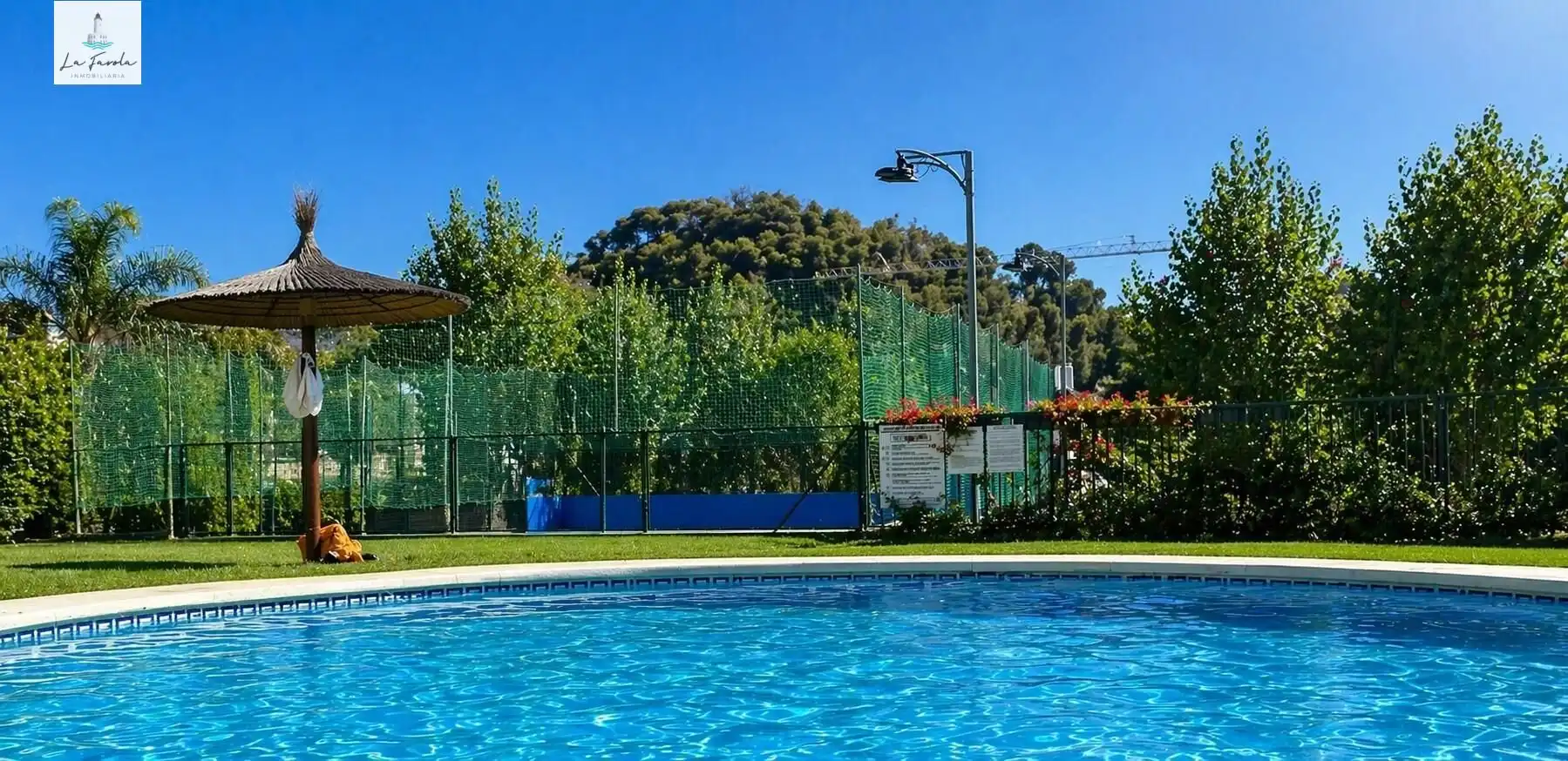 Adosado con piscina en alquiler en Centro, imagen 30