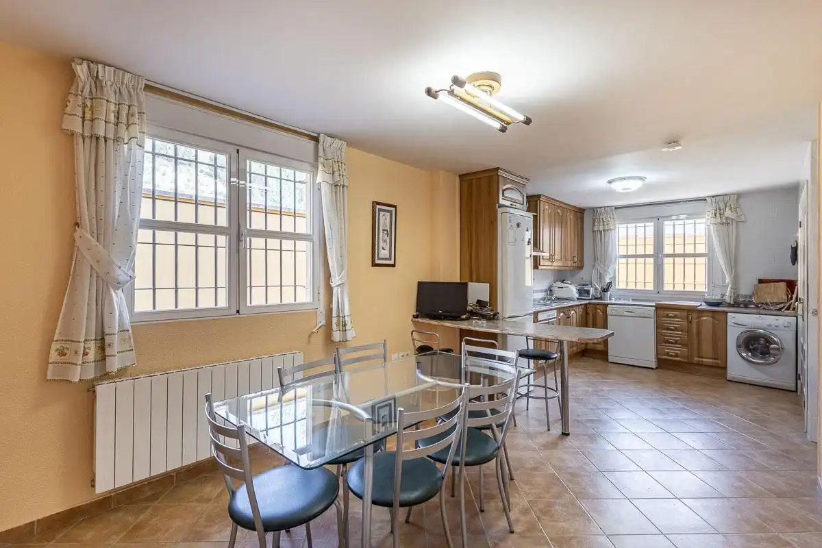 Cocina de Casa o chalet en venta en Albolote con Calefacción, Jardín privado y Terraza