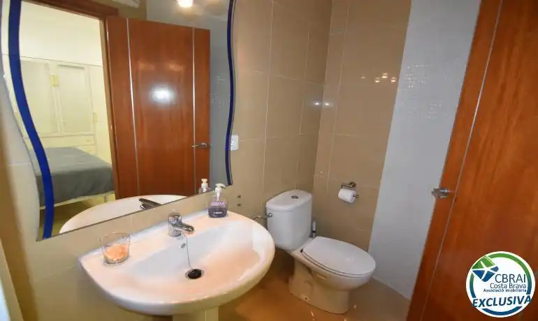 Baño de Local en venta en Empuriabrava