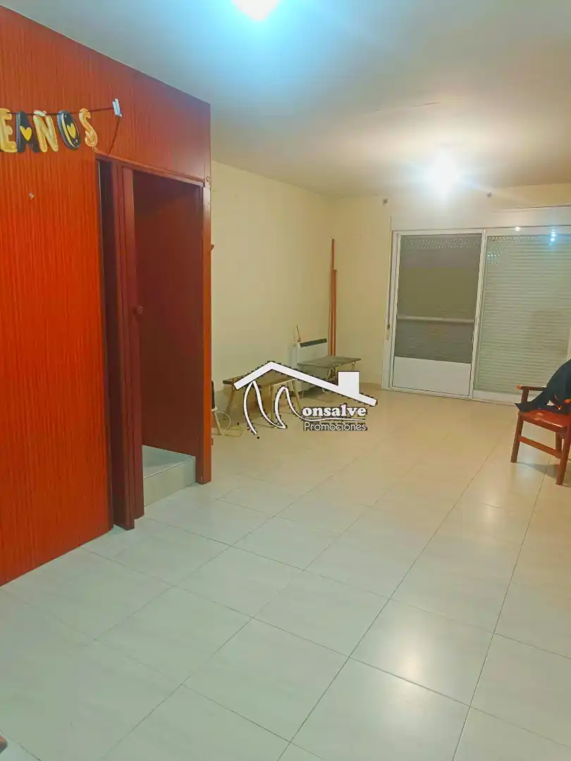 Casa adosada en venta en Camarenilla con Calefacción