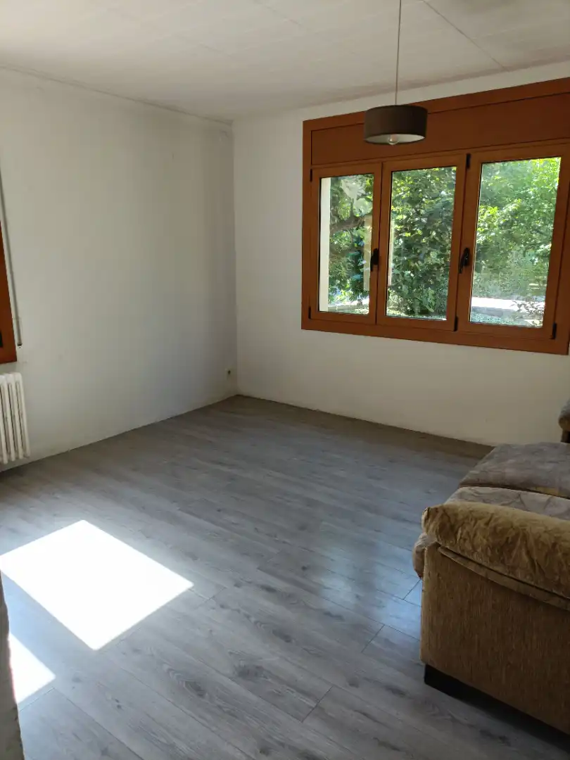 Dormitori de Casa o xalet en venda en Girona amb Calefacció, Jardí privat i Parquet