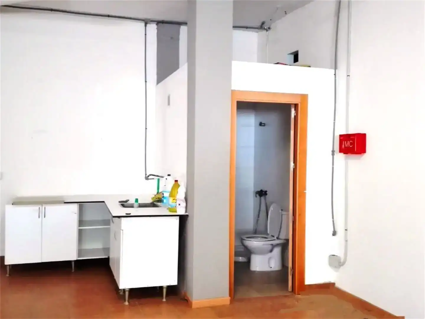 Baño de Local de alquiler en Vícar