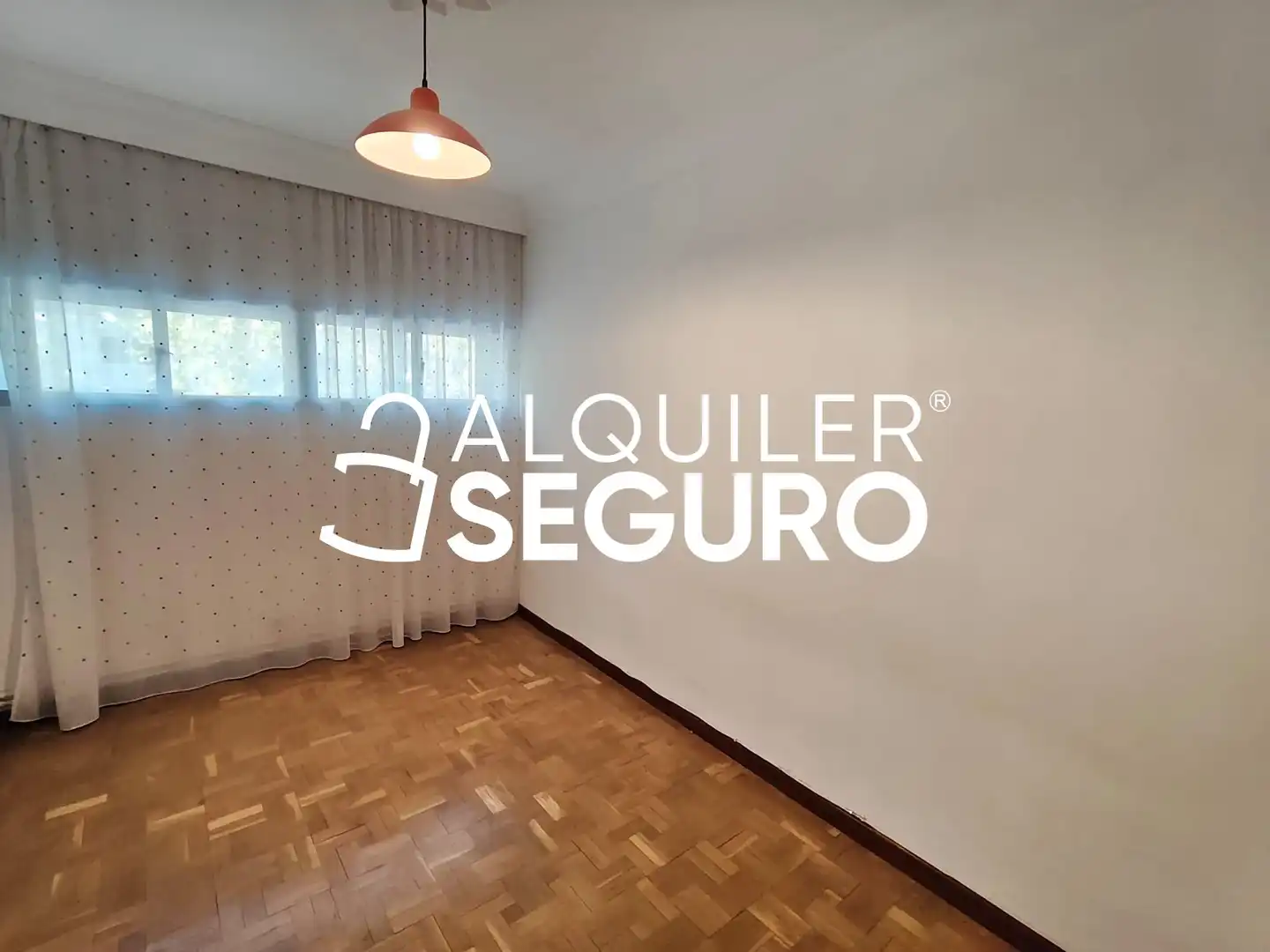 Habitación de Piso de alquiler en Fuencarral - El Pardo